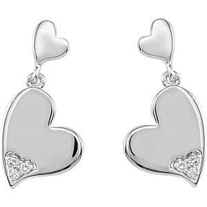 .04 ct tw Diamond Heart Earrings