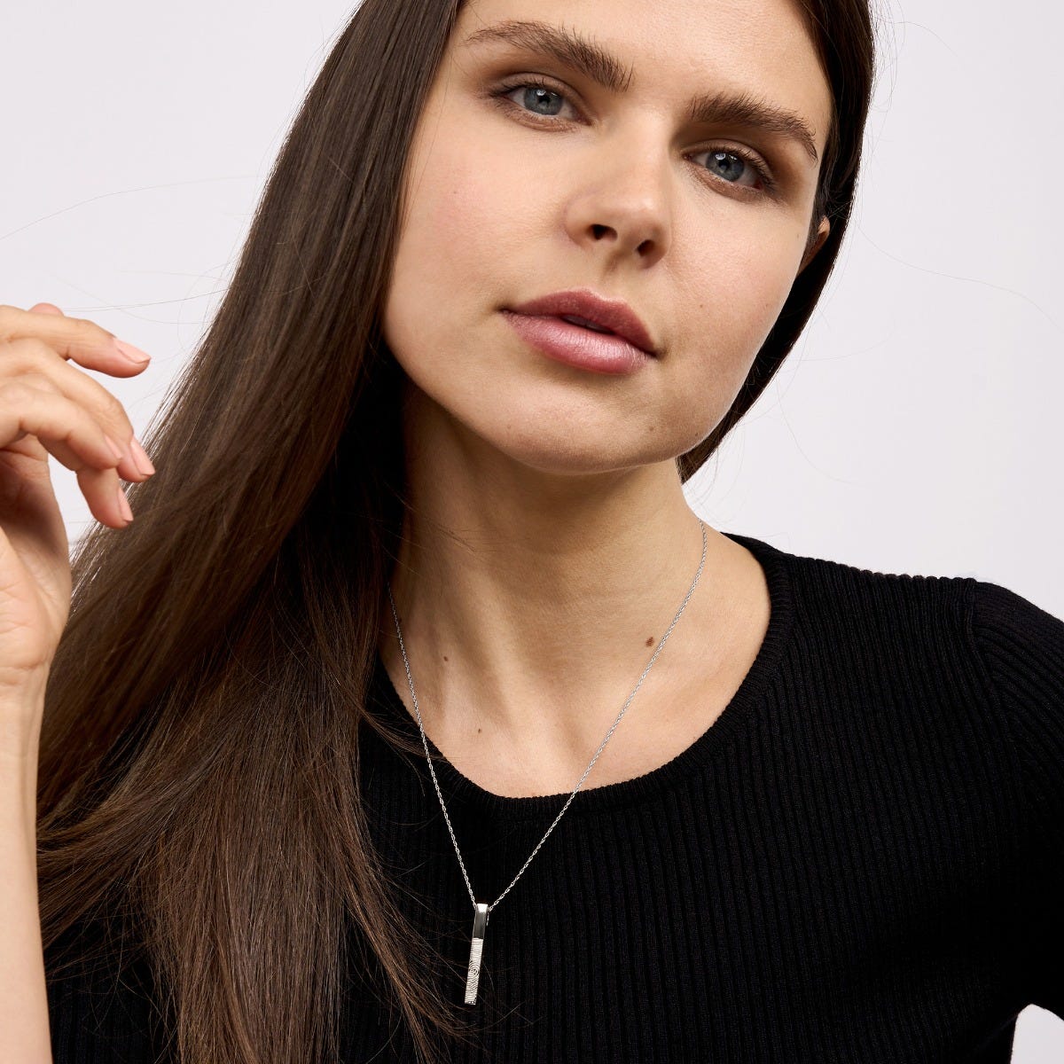 Personalized Fingerprint Vertical 3D Bar Necklace