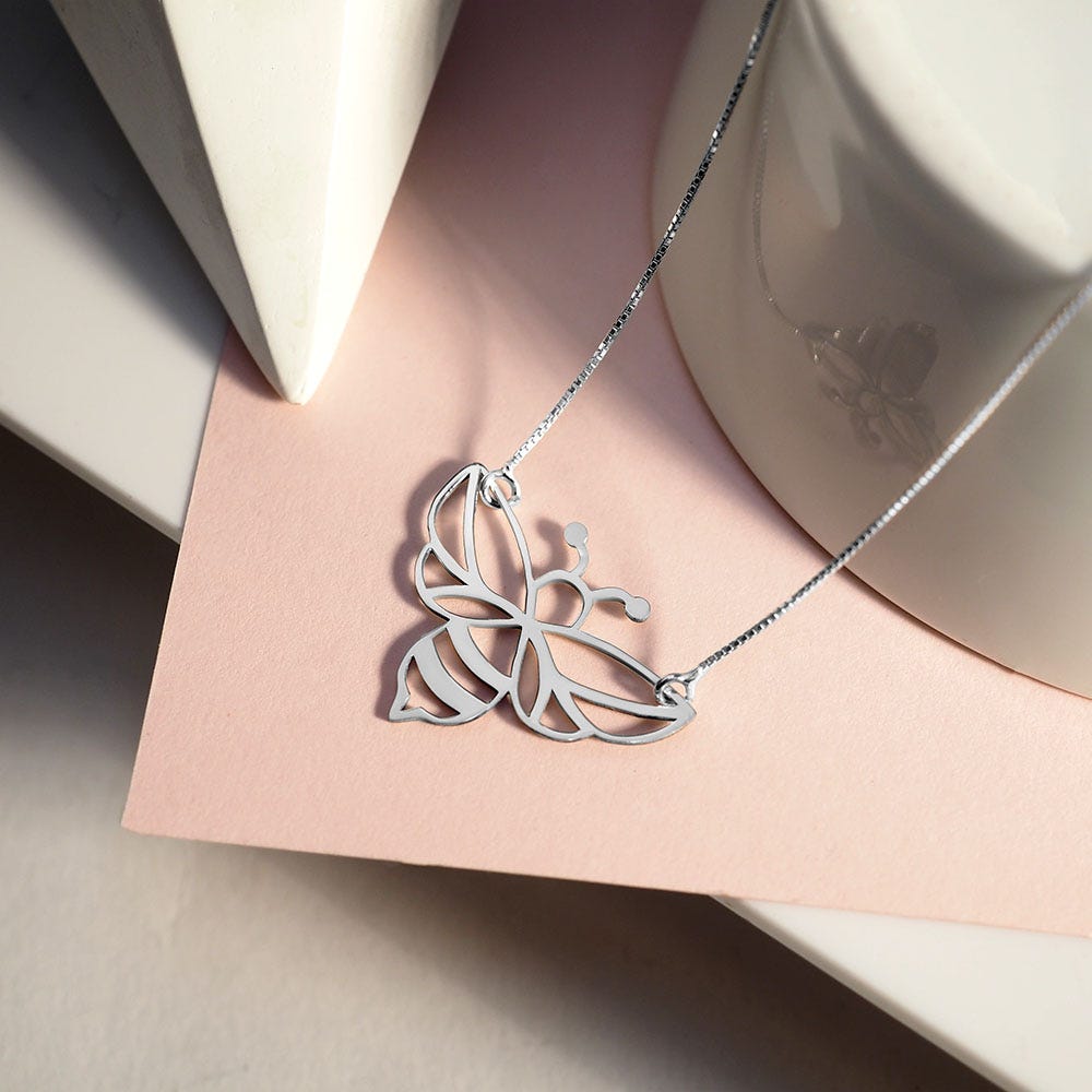 Breathtaking Bee Necklace