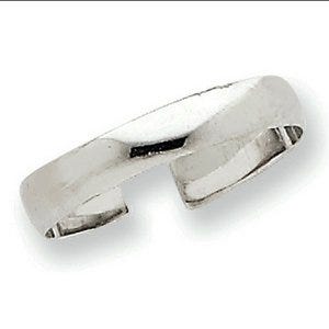 14k White Gold Toe Ring