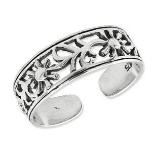 Sterling Silver Antiqued Floral Toe Ring