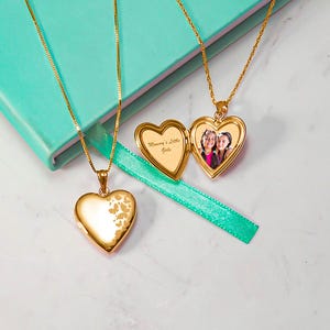 14k Yellow Gold Butterflies Photo Locket