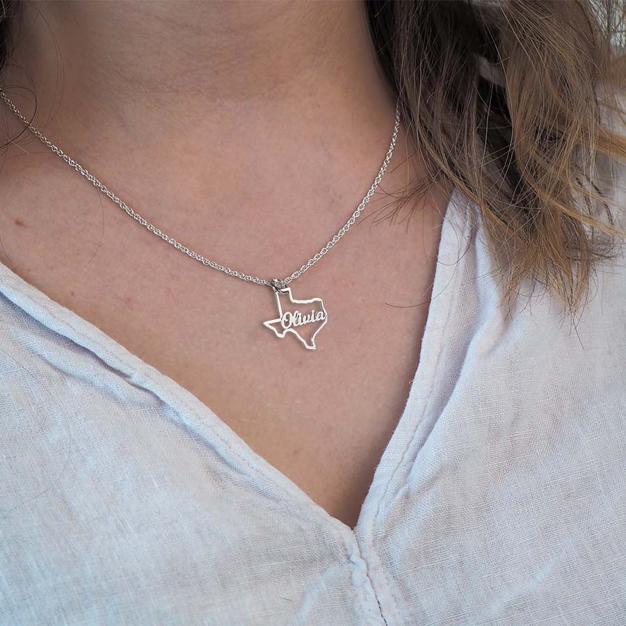 Personalized Texas State Pendant w/ Name