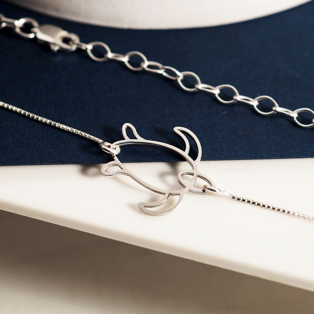 Sleek Sea Turtle Anklet