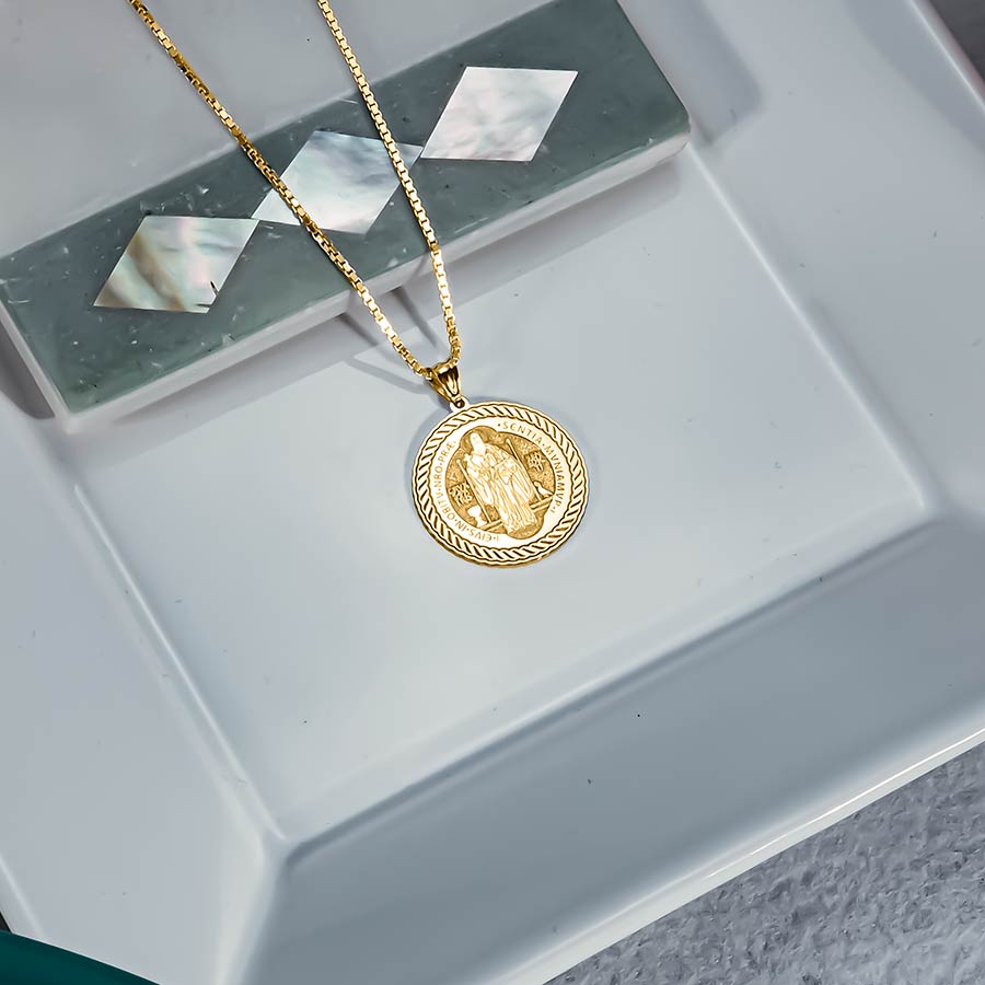 Saint Benedict Round Rope Border Religious Medal