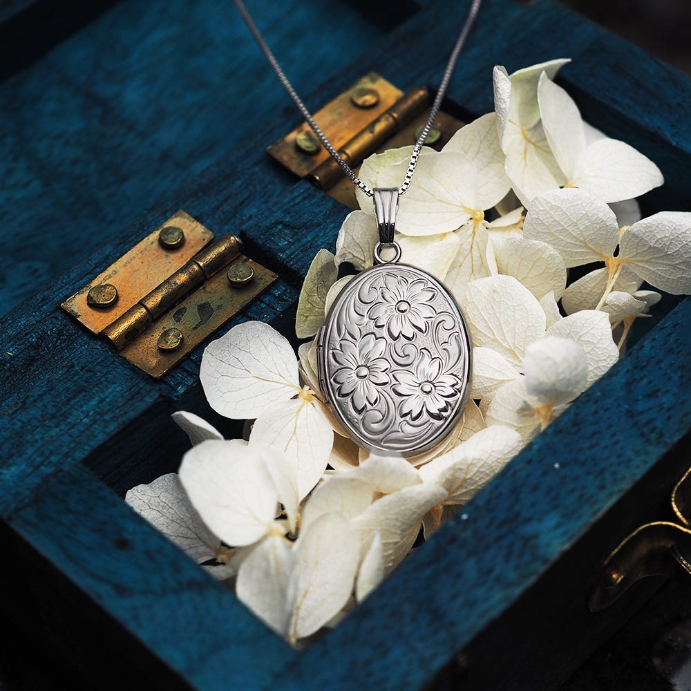 Sterling Silver Floral Oval Photo Locket