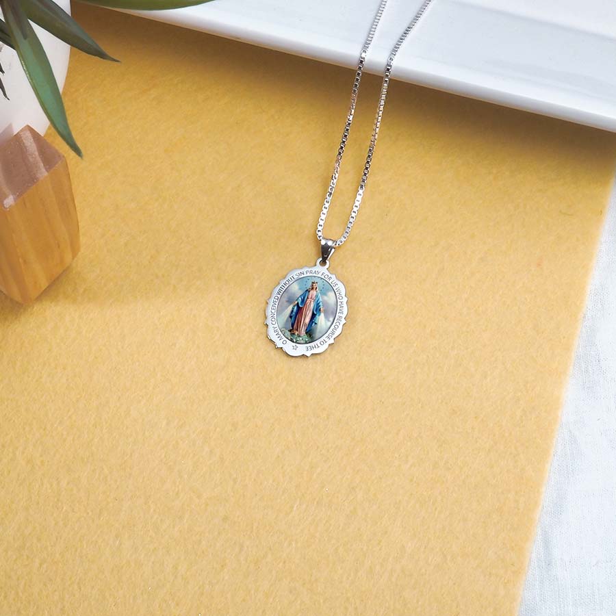 Miraculous Medal Scalloped Oval Color "EXCLUSIVE"