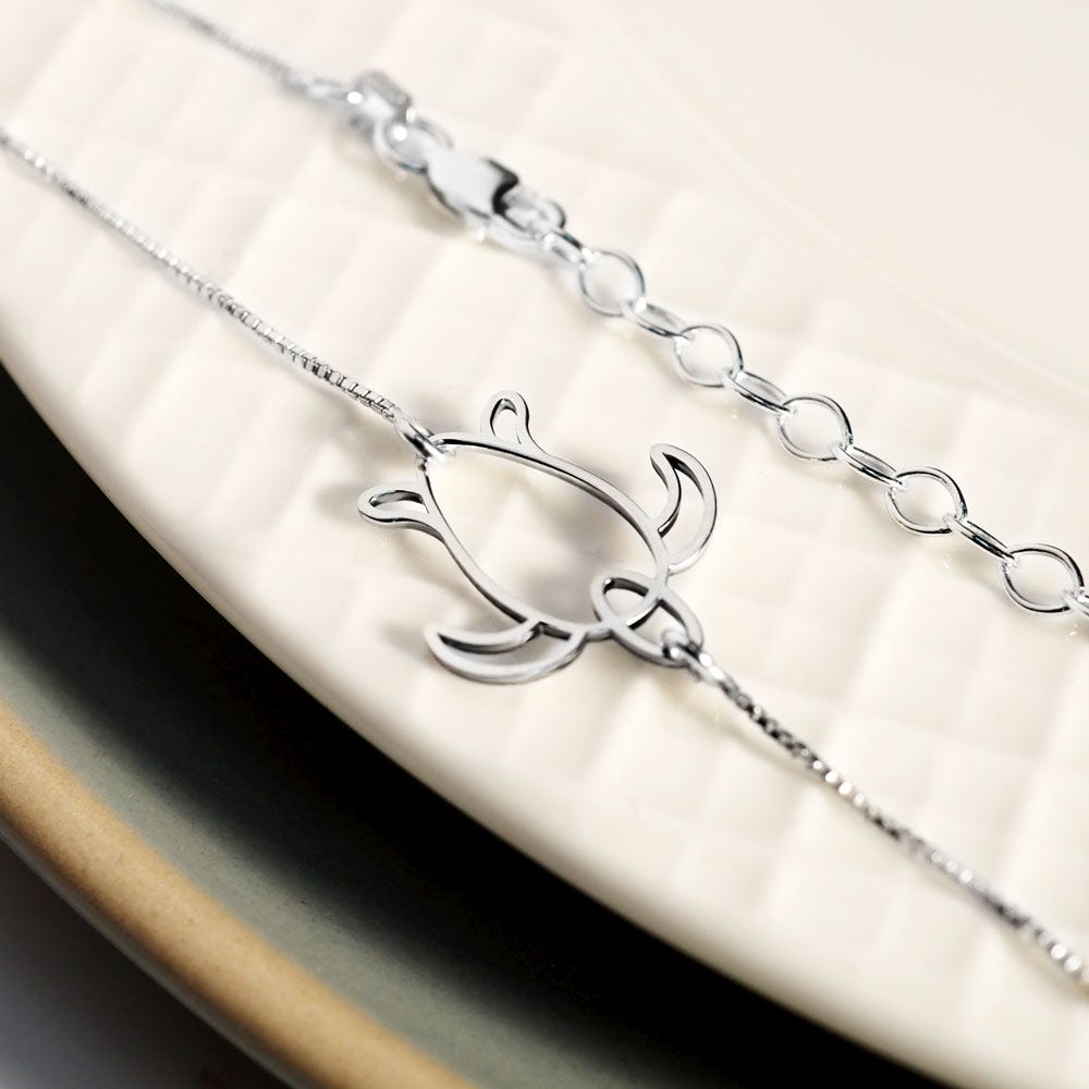 Sleek Sea Turtle Anklet