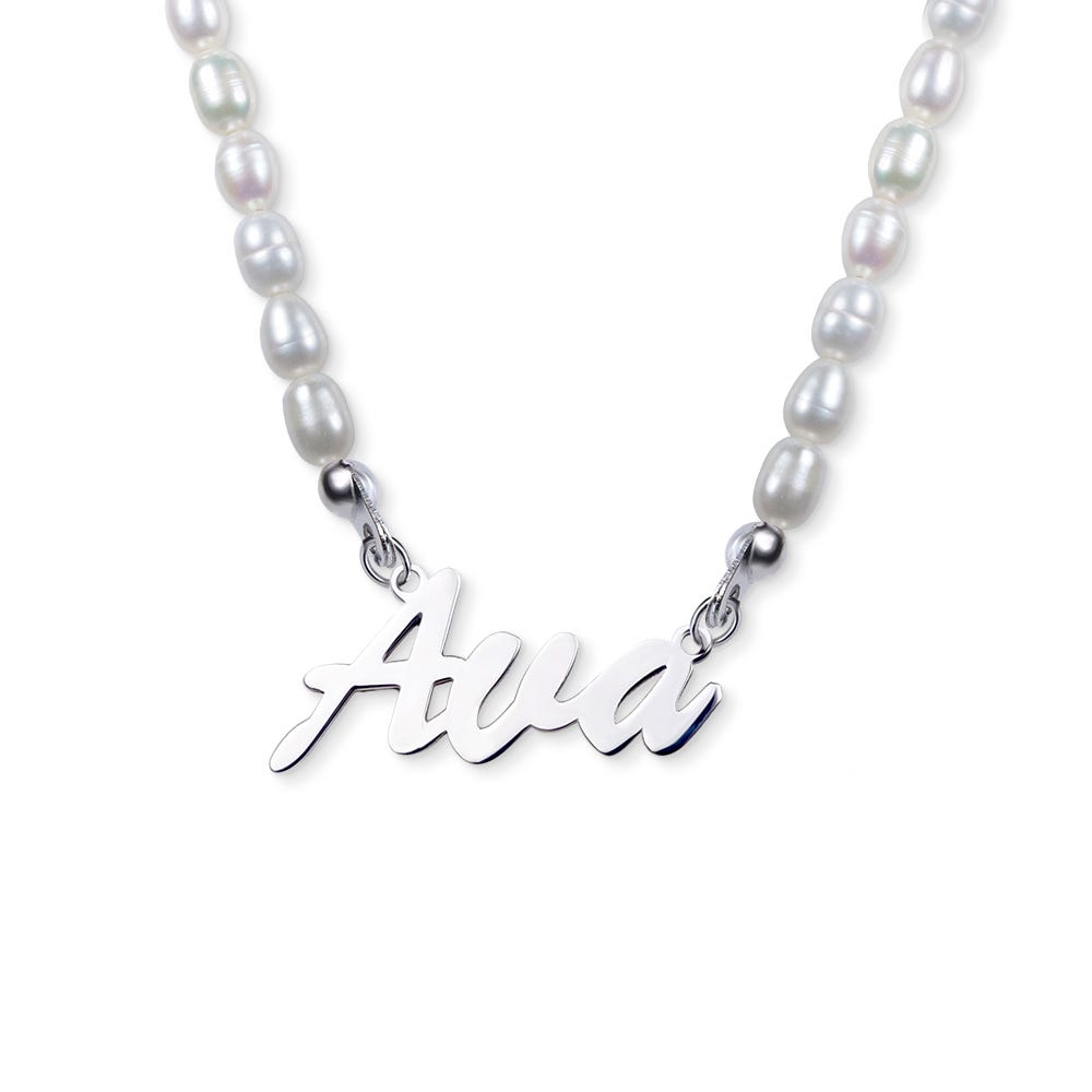 Personalized & Exclusive Pearl Name Necklace