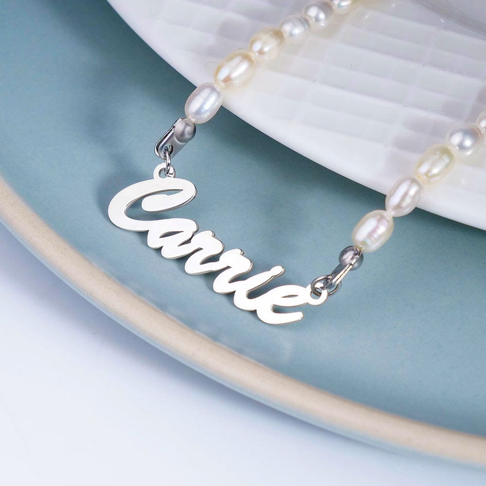 Personalized & Exclusive Pearl Name Necklace