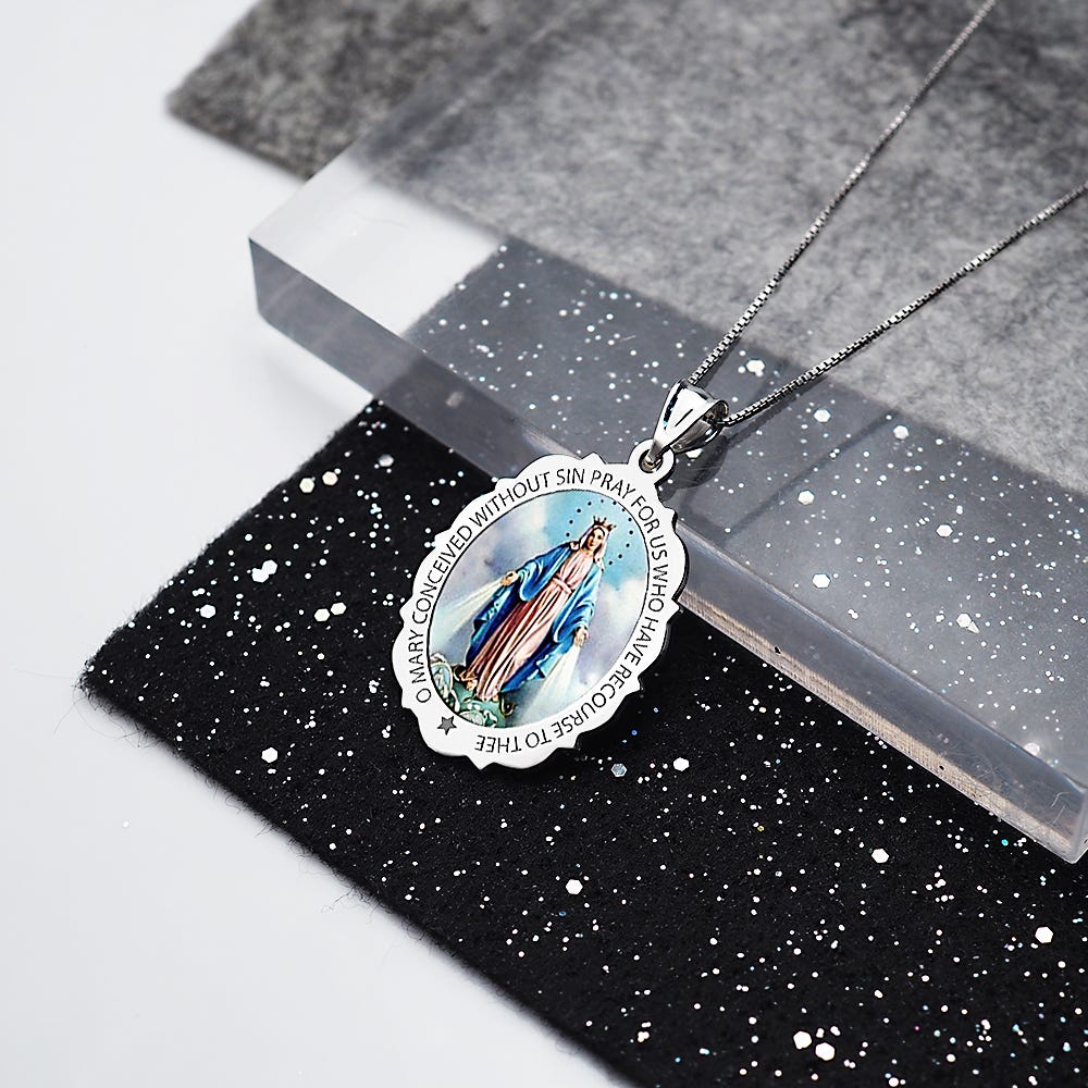 Miraculous Medal Scalloped Oval Color "EXCLUSIVE"