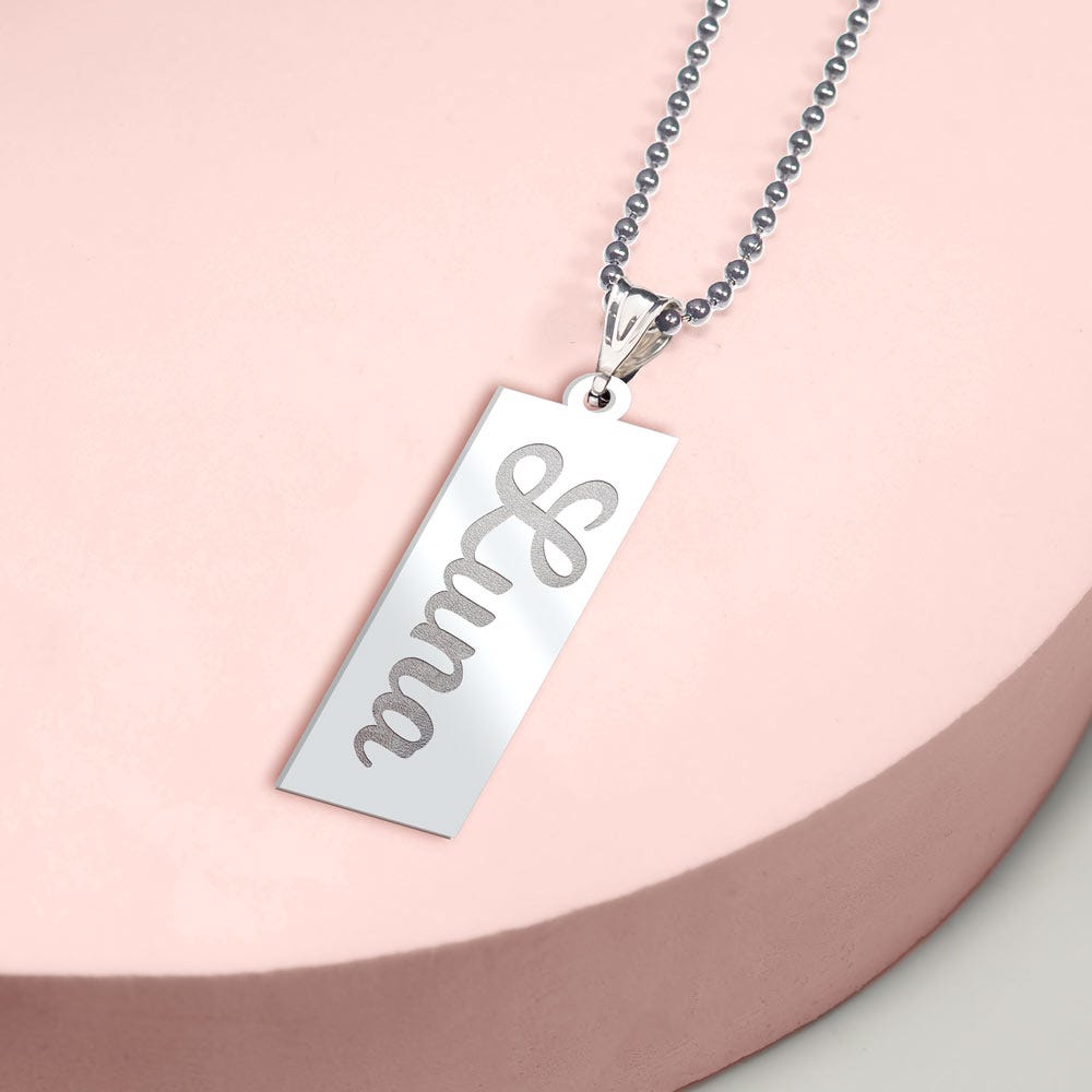Dainty Name Tag