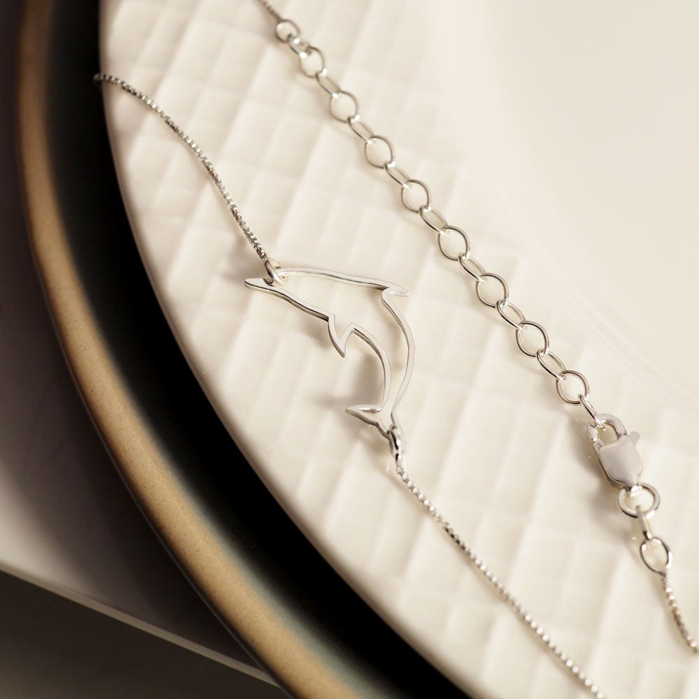 Dainty Dolphin Anklet