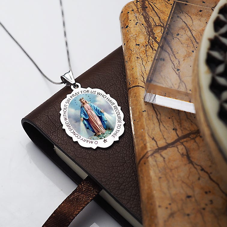Miraculous Medal Scalloped Oval Color "EXCLUSIVE"