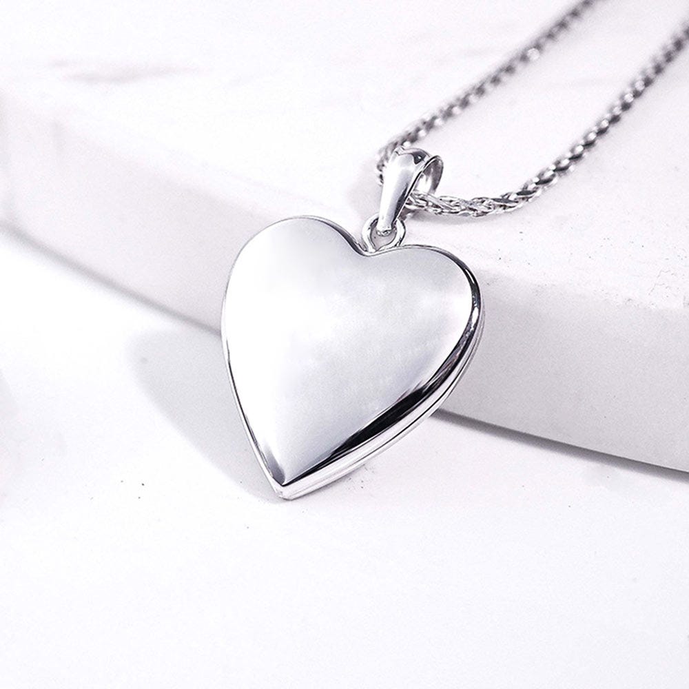 14K White Gold Small Heart Photo Locket