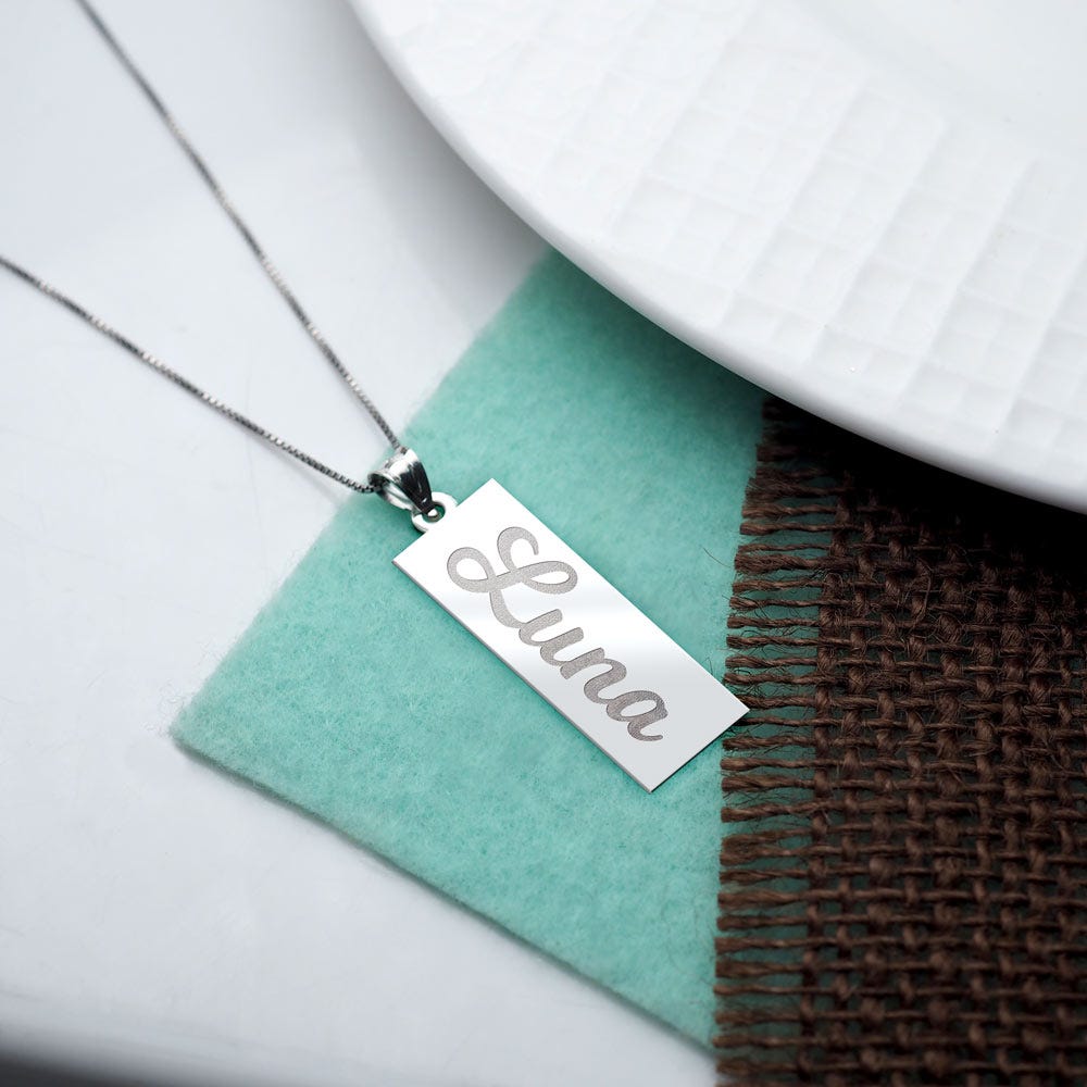 Dainty Name Tag