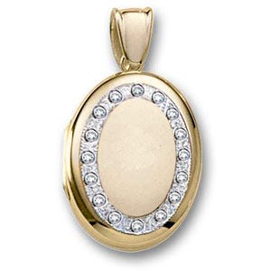 18k Premium Weight Yellow Gold Diamond Oval Locket